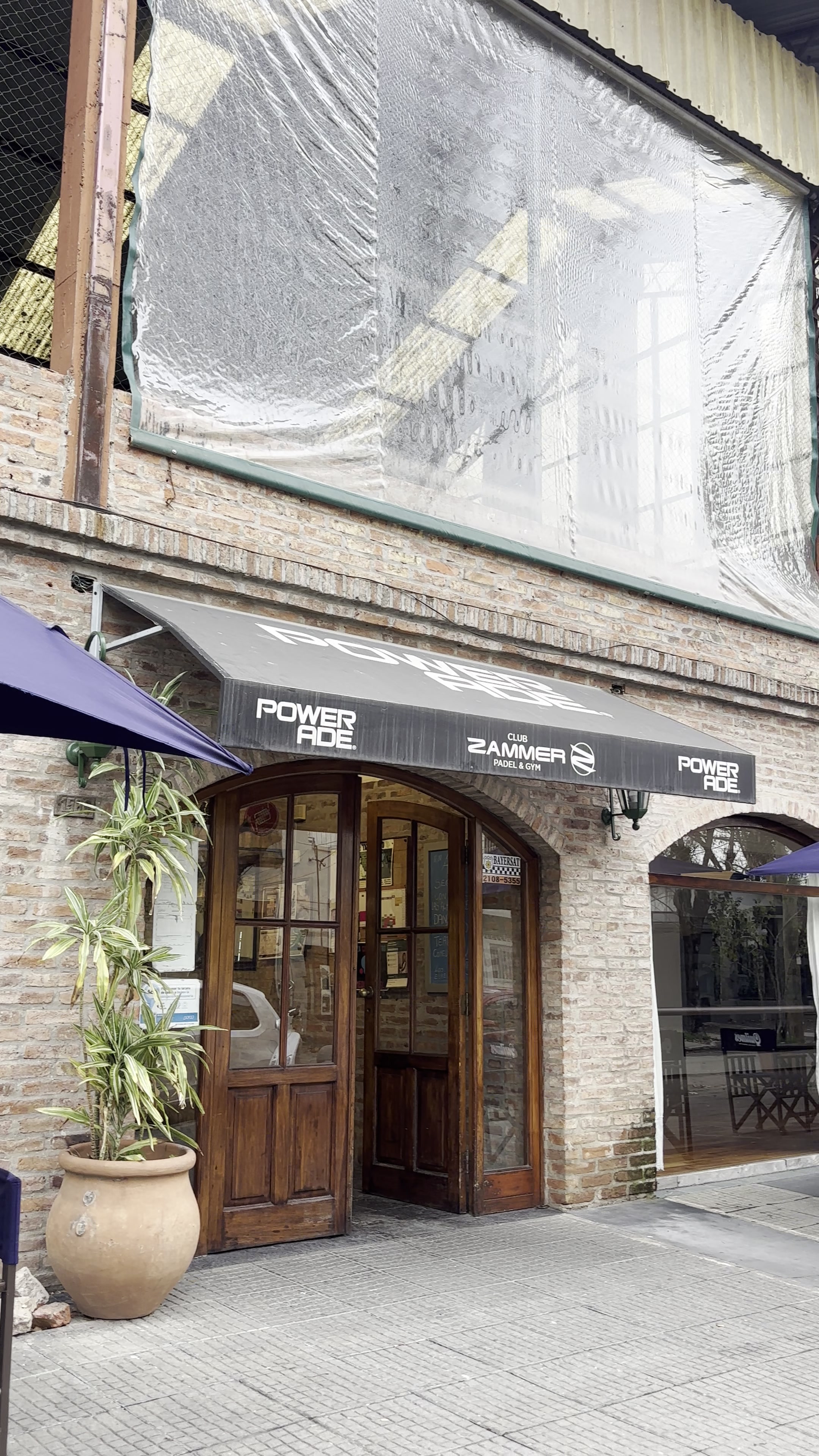 Ingreso a Zammer Padel en Vicente López